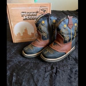 Toddler boy cowboy boots - Size 7 *WITH BOX*